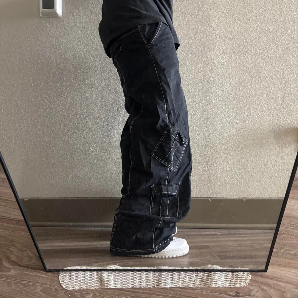 Vintage Y2K/2000s Baggy Garage Black Contrast Stitch Streetwear Cargo Pants!
